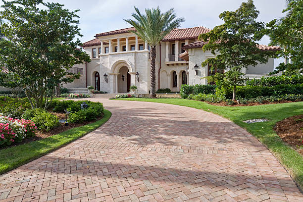 Reasons to Select Us for Your Driveway Paving Requirements in Willowbrook, IL
